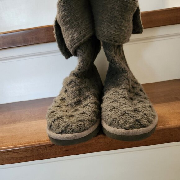 Ugg Lattice Cardy knit gray boots women's in size 5 - Picture 4 of 7